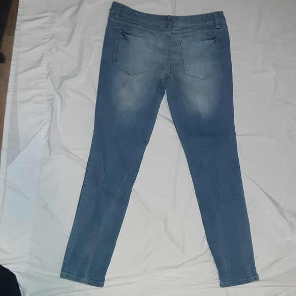 Mossimo Supply Co Jeans - Picture 3 of 3